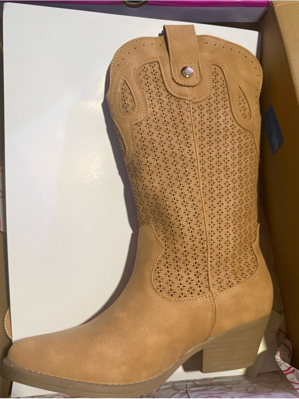 New Sugar
Women's Tammy Perf Western Pull On Boots size 8 - Picture 9 of 9